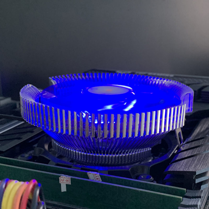 CPU空冷クーラー LED冷却ファン Intel LGA 1 - Cpu Heatsink のレビューと価格